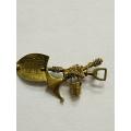 Antique 15ct yellow gold South African Gold Miners sweetheart brooch