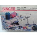 SINGER , PORTABLE, MINI MENDER model CFX300KN