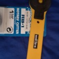 Olfa Rotary Cutter with 1 new blade