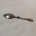 RARE HONEY SPOON ROBERTS & BELK WITH PATENT HOOK 3893-08 SILVER PLATE (UNSURE)