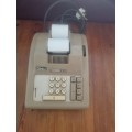 VINTAGE NCR ADDING MACHINE. VERY RARE. WORKING CONDITION. NO RESERVE.
