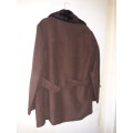 Mens Jacket \ Coat. size 38. Brown with Dark brown Faux Fur Collar.