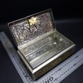 Detailed Embossed Vintage Tin Jewelry Box!!!