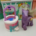 Original M Little Pony Farmhouse and Pony!!!