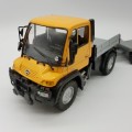 Highly Detailed Die Cast Welly Mercedes-Benz Unimog U400 and Trailer!!!!