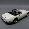 Original Highly Detailed Toyota 2000 James Bond Die Cast Metal Car!!