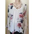 Stella Morgan White Top With Flowers