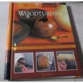 WOODTURNING - STEP-BY-STEP INSTRUCTIONS FOR 22 INSPIRING PROJECTS - PHIL IRONS