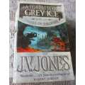 A FORTRESS OF GREY ICE - BOOK TWO - SWORD OF SHADOWS - J.V. JONES