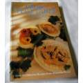 CLASSIC VEGETABLE COOKERY - OVER 250 DELICIOUS RECIPES FROM ALL OVER THE WORLD - ARTO DER HAROUTUNIA