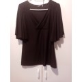 Black v-neck top with waterfall sleeves XXL