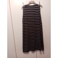 Black and white striped skirt 32