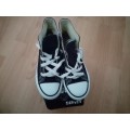 Soviet viper kids Hi cut canvas lace up navy UK size 1 (small make) could fit size 12/13 New
