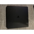 PLAYSTATION 4 SONY 1TB 2 CONTROLLERS AND ONE GAME