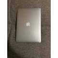 MACBOOK PRO 2014 CORE I5 8GB RAM 251GBSSD LOW CYCLE COUNT