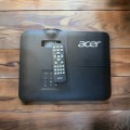 Acer DSV1844 Video projector 3600 Lumen - Black Mint Condition