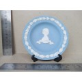 Vintage! Charles And Diana Royal Wedding - 1981 - Pair Of Wedgwood Blue Jasperware Plates (w/stands)