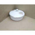 Vintage! A.G. Gillies - Bell Ware - South African Porcelain - Powder / Trinket Box
