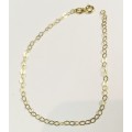 9  carat  Gold,  Anchor bracelet Cm 19 long