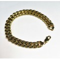 9  carat - Close knit links,Gold Concave curb gents bracelet  cm 23 long ---  mm 11.5 wide
