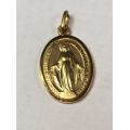 9k solid 9  carat  Gold - Oval  pendant -Miracolous Mother Mary ---- 23 mm high x  13 mm wide