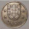 1977 - 2.5 ESCUDOS - 2$50 - 2 1/2 - PORTUGAL - PORTUGUESA - KM#590 - COPPER-NICKEL - PORTUGUESE
