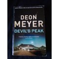 Deon Meyer Devil`s Peak