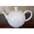 ARZBERG 'White' Tea Pot. Large. Made in Germany. As new