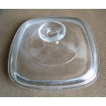 Corningware Casserolle dish Lid by Pyrex. Inside measurements approximately 16.5 x 16.5 cms