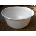 G E Milk Glass vintage large mixing bowl app. D 24 x H 12 cms