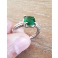 Eve Lurent Green Crystal Sapphire Gem Ring