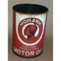 Mohawk motor oil tin.