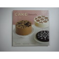 7 Cake Stencils: Receipes and how-to decorating ideas for cakes and cupcakes.