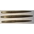 VINTAGE PARKER GOLD PLATED TRIO SET OF FOUNTAIN PEN, BALLPOINT PEN and PENCIL IN ROLLED GOLD IN BOX