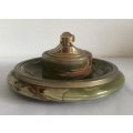 ONYX MATCHING LIGHTER AND ASHTRAY WITH BRASS DETAILING MADE IN ITALY IN EXCELLENT CONDITION
