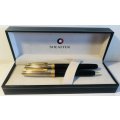 SHEAFFER SAGARIS ROLLERBALL PEN AND BALLPOINT PEN, BLACK AND SILVER BARREL WITH GOLD TRIM IN BOX
