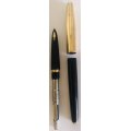 VINTAGE SET PARKER 61 ROLLED GOLD FOUNTAIN PEN WITH 14K NIB AND BALLPOINT PEN-GOLD AND BLACK