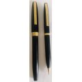 VINTAGE SHEAFFER`S FOUNTAIN PEN AND PENCIL BLACK AND GOLD IN ORIGINAL BOX