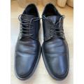 EMPORIO ARMANI MENS DRESS SHOES IN VERY GOOD CONDITION-SIZE 41.5
