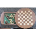 Magnetic Circular Wooden Chess Set with Wood Pieces