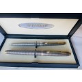 VINTAGE PARKER CISELE STERLING SILVER FOUNTAIN PEN WITH 14K GOLD NIB AND BALLPOINT PEN IN BOX