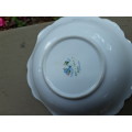 lOVELY ROYAL ALBERT SOMEWHAT SHELL SHAPED PIN DISH FORGET ME NOT