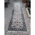 BEAUTIFUL INDO PERSIAN CARPET RUNNER IN PINK BLUE FLORALS 350 X
