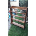 BEAUTIFUL VINTAGE OAK WOOD BOOK CASE. TIERING TO LOWER SHELF