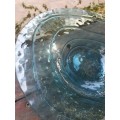 STUNNING GLASS FRUIT OR OTHER BOWL, IN BLUE WITH DIMPLE AND RIBBING DETAIL