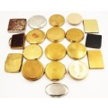 *COMPACTS*LARGE COLLECTION OF 19 VINTAGE POWDER COMPACTS !