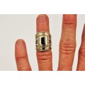 *RING*BULKY LADIES 9CT YELLOW GOLD AND STERLING SILVER THREE BAND RING