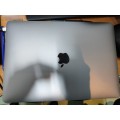 MacBook Pro 2017 - 13 inch - Core i5 - 8GB RAM - 256GB SSD