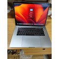 MacBook Pro Retina 15 inch - Core i7 - 16GB RAM - 512GB SSD