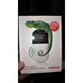NEW Vodafone Mobile Wi-Fi R205 3G Wireless Router Plus Free Gift Vodafone 3G Dongle